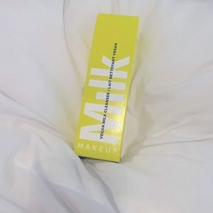 BNIB MILK MAKEUP Vegan Milk Cleanser